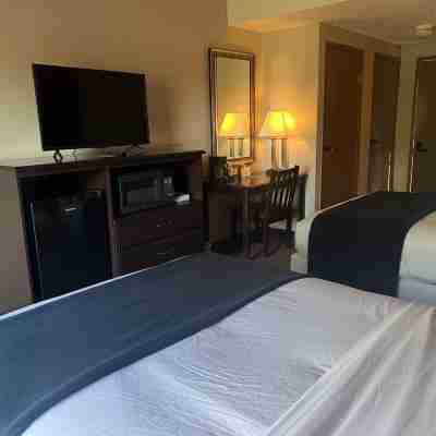 The Lodge at Chalk Hill Rooms