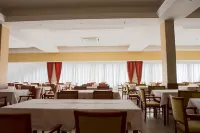 Hotel Pula فنادق في Pjescana Uvala