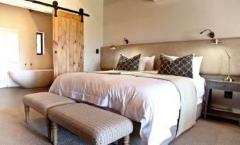 D'Olyfboom Guest House B & B