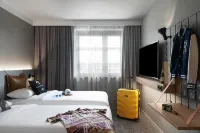 Moxy Cologne Bonn Airport - 3 estrellas