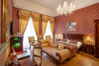 Galicia Nueva, Castle Hotel Các khách sạn ở 