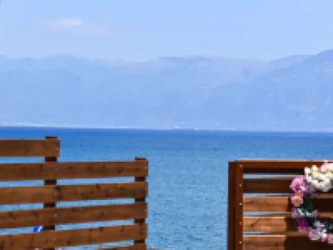 Seaside Summer Bliss - Aurora Luxury Pool Paradise Hotels in Petalidi