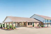 Cactus Inn and Suites