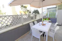 Luisa Holiday House with Air Conditioning and Balcony