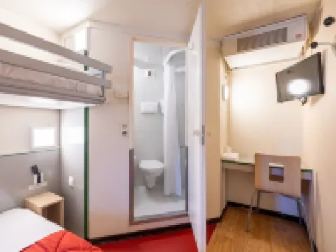 Premiere Classe Angers Ouest - BEAUCOUZÉ Hotels in Beaucouze