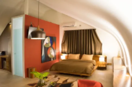 Lucca Resort & Residence Отели в г. 