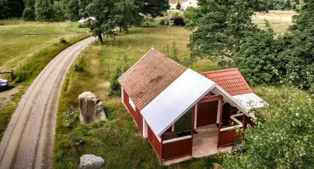 Toftahult Bed&Breakfast Отели в г. Ryd