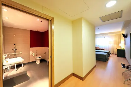 Hotel Naval Sestao Отели рядом с достопримечательностью «Jardín Botánico de Barakaldo»