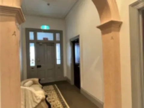 奧克利房屋 伯尼酒店