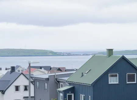 New / Stunning Sea View / Light / 3 Br Отели рядом с достопримечательностью «Нордик Хаус»