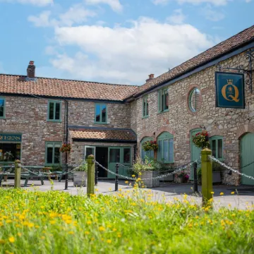 The Queens Chew Magna Hotels near Bristol Intl. Airport