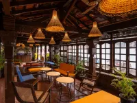 Madpackers Goa Anjuna - Bar & Pool