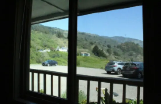 Lucia Lodge