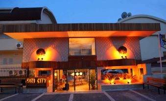 Sun City Apartments & Hotel