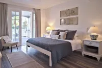 Berkeley Beach Club Hotels in Tierra Verde