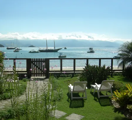 Pousada Ancoradouro Отели рядом с достопримечательностью «Лопес Мендес Бич»