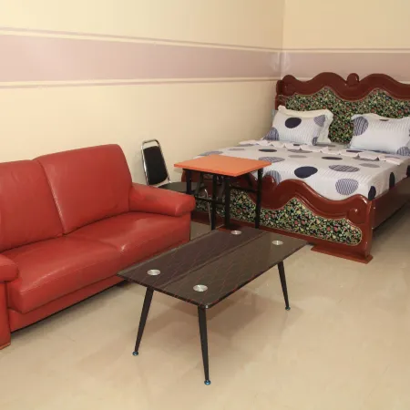 Flat Hotel Kandolo Gombe