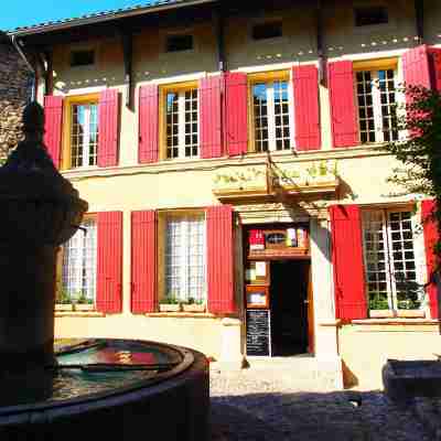 Hostellerie Le Beffroi Hotel Exterior