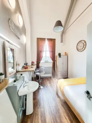 Cades Accommodation فنادق في ولفرهامبتون
