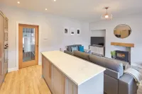 Host & Stay - the Avenue Victoria Apartment