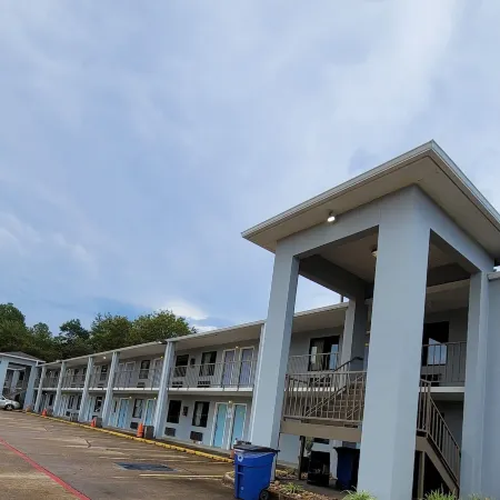 Super 8 by Wyndham Arkadelphia Caddo Valley Area