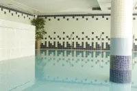 College des Doctrinaires - Swimmingpools