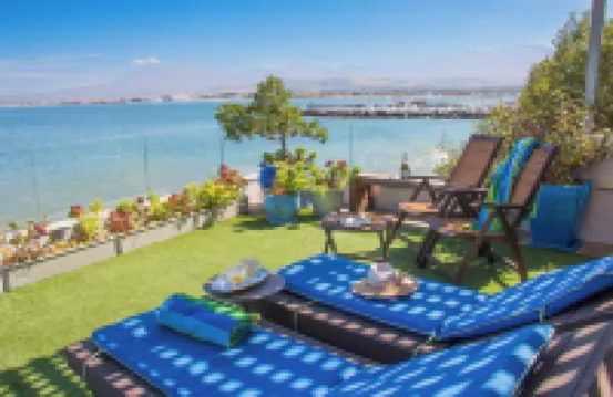 185 on Beach Boutique Suites