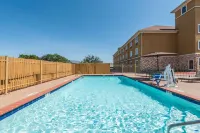 Days Inn & Suites by Wyndham Cleburne TX Hotels in Cleburne
