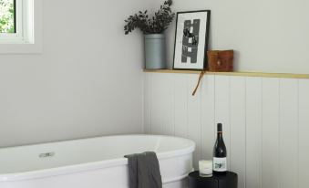 Somewhere Inn Calabogie