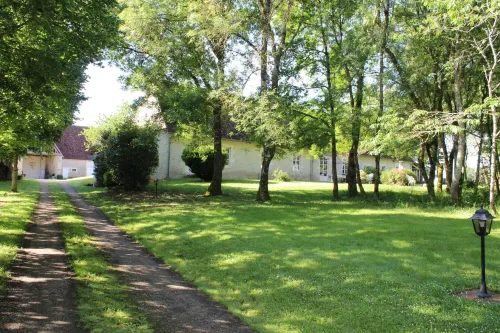 Domaine de la Touche - Bed and Breakfasts