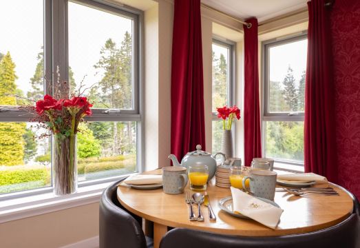 더 하이랜드 클럽 내부 주방