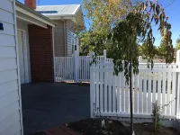 Ballarat's Best Location - Cardigan House  -  By the Lake Hotels near Lake Wendouree
