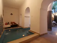 Riad Essaada - con vistas a la montaña