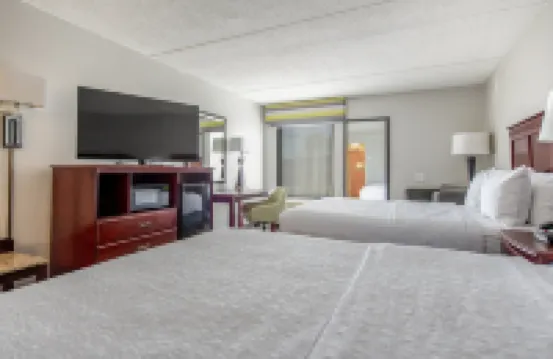 แฮมป์ตันอินน์ นิวพอร์ตนิวส์-ยอร์คทาวน์ โรงแรมในนิวพอร์ตนิวส์