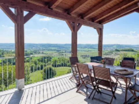 Nonno Hotels in Portacomaro