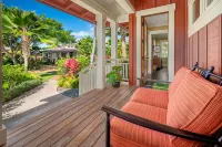Spacious Bungalow with Golf Course View - Luxurious Island Retreat
