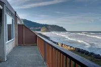 Oceanfront Views and Cozy Comfort - Charming Beach Retreat Hotels in Neskowin
