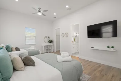 New construction heart of Tampa فنادق في Citrus Park