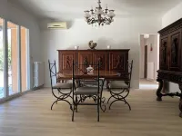 Villa Avec Terrasse et Jardin Hotels in Saint-Mitre-les-Remparts