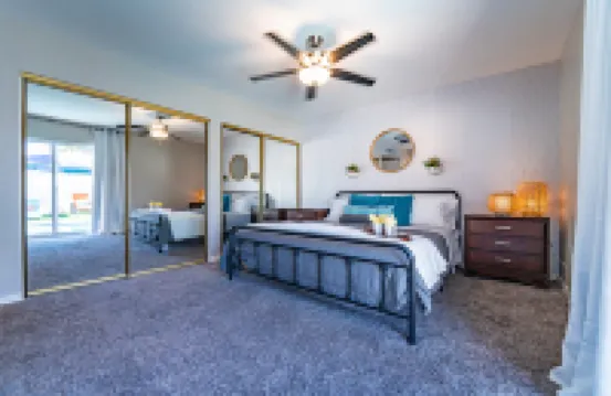 Heated Pool, Fire Pit and Shuffleboard Fun - Elegant Escape