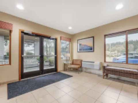 ベストウェスタン アラジン イン ケルソーのホテル