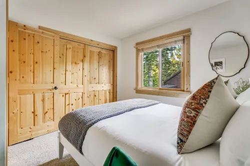 Ski in Access and Northstar Amenities - Stunning Mountain Escape