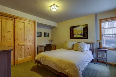 Cozy Patio and Modern Amenities - Charming Getaway