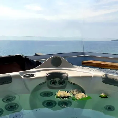 Rooftop Loft with Hydromassage