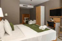 Gardenmode Airport Hotel