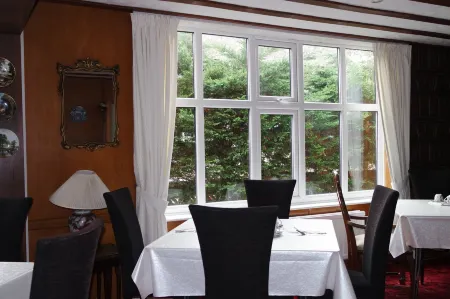 Gable End Hotel Отели в г. Роллсби