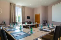 Hôtel Saint-Laurent, the Originals Relais Hotels in Yvelines