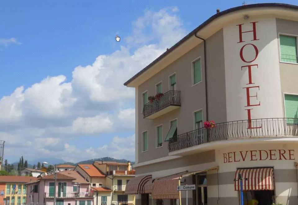 Albergo Ristorante Belvedere - Housity