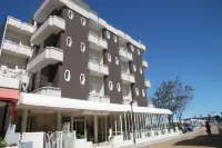 Hotel Adriatica فنادق في فيسيربا