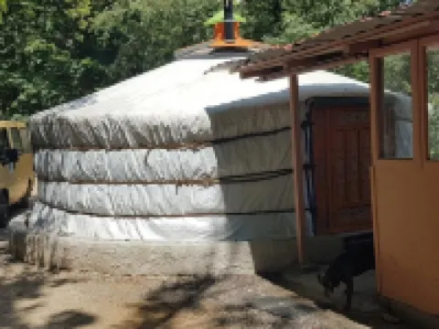 Camping le P'Tit Bonheur Hôtels à : Escaro